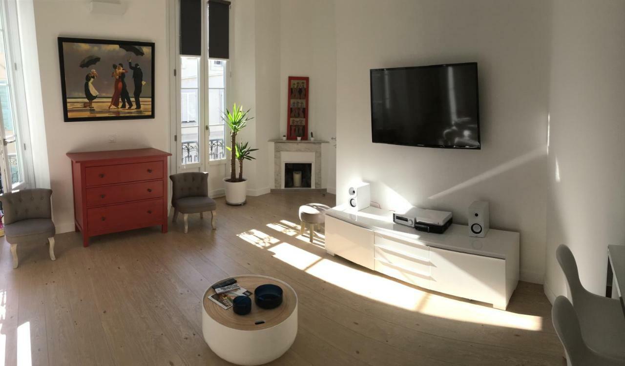 Apartment On Place Massena Nizza Esterno foto